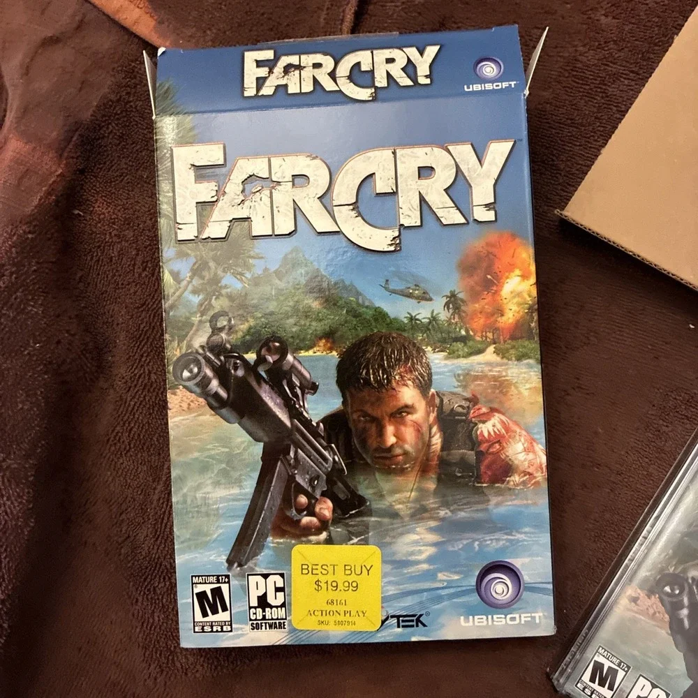 Far Cry - PC CD-ROM Windows CIB Ubisoft With Box 5 Disc And Manual Complete